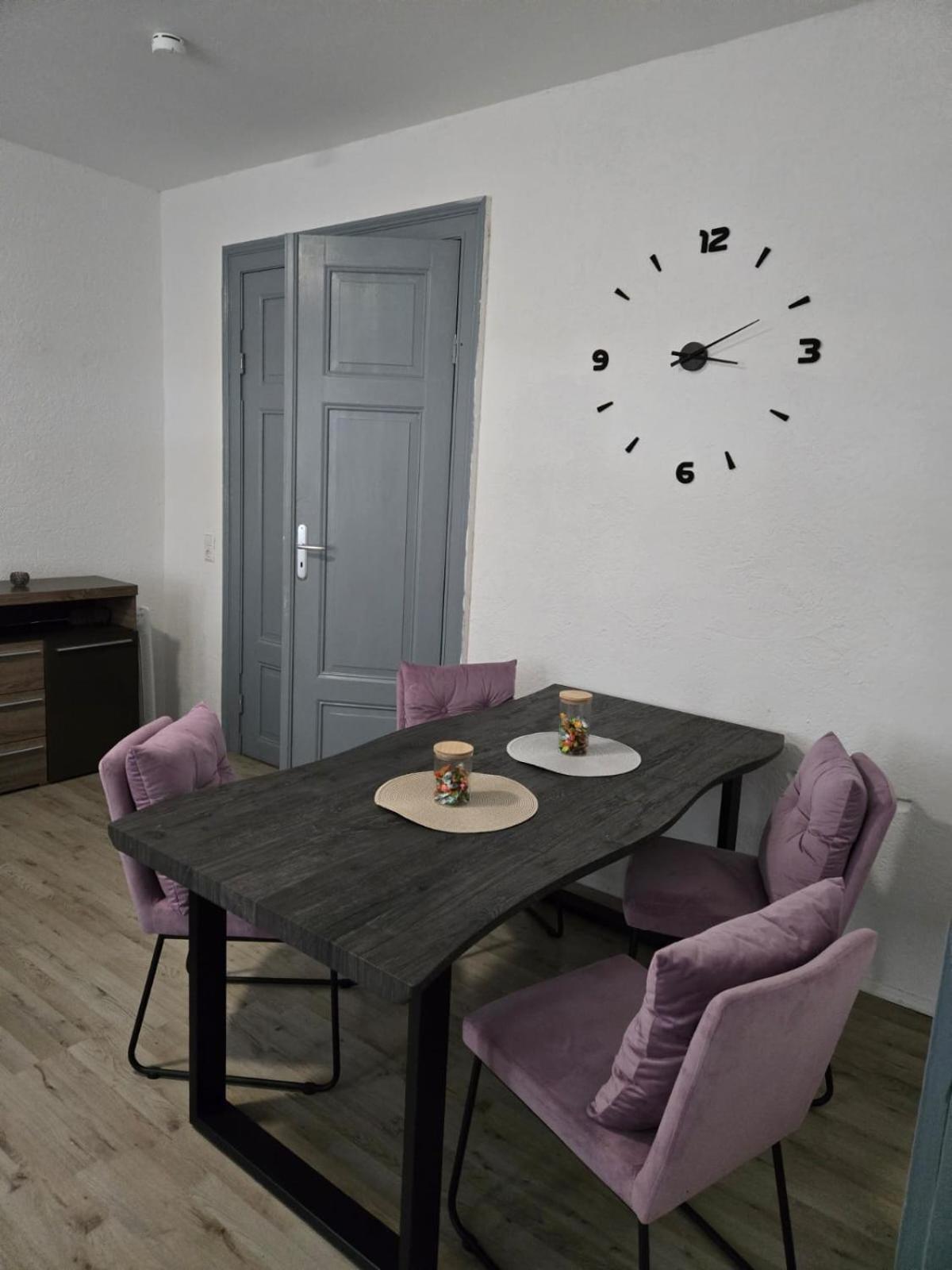 Ferienwohnung Am Bahnhof Bernburg Luaran gambar